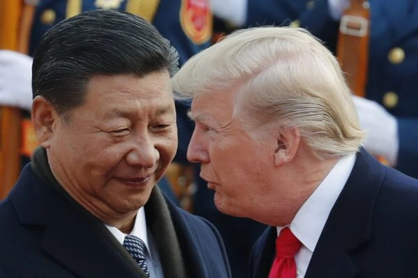 Trump l-a întâmpinat personal pe Xi Jinping la sosirea în SUA și i-a oferit o primire spectaculoasă / Dictatorul chinez a transmis că SUA și China trebuie să fie ”parteneri, nu rivali”