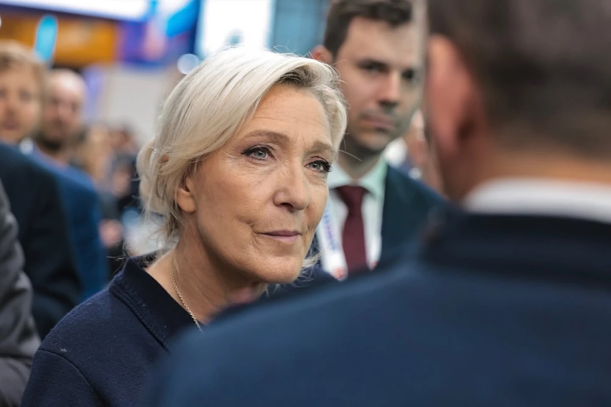 Marine Le Pen critică dur Moscova / ”Nu vom tolera niciodată ca o putere străină, în acest caz Rusia, să poată spera să dicteze politica țării noastre” / A fost acuzată mulți ani că e indulgentă față de Rusia