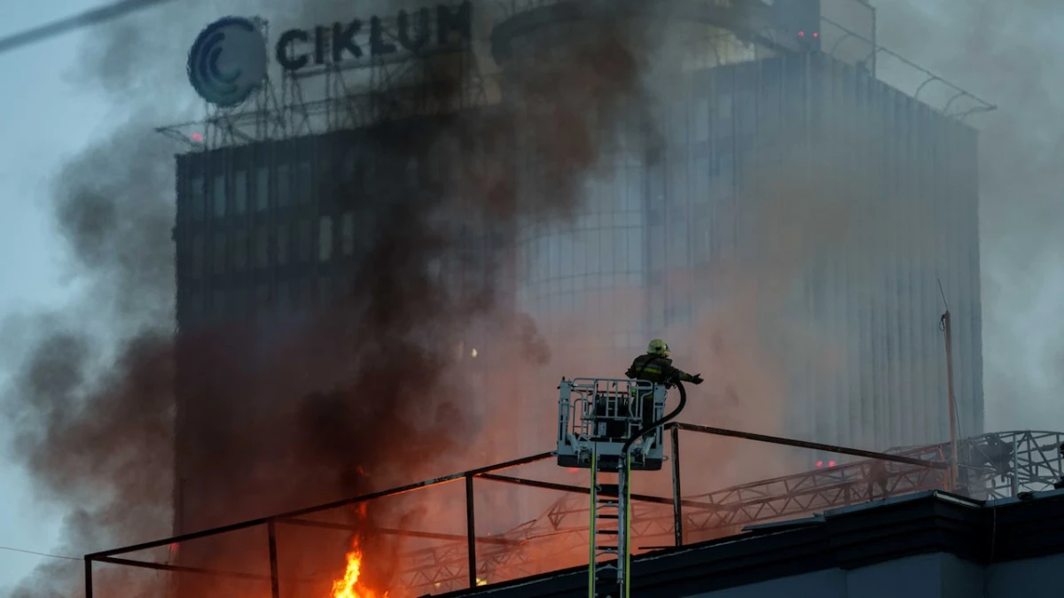 Ukraine's largest steel plant to shutter amid recurring Russian strikes