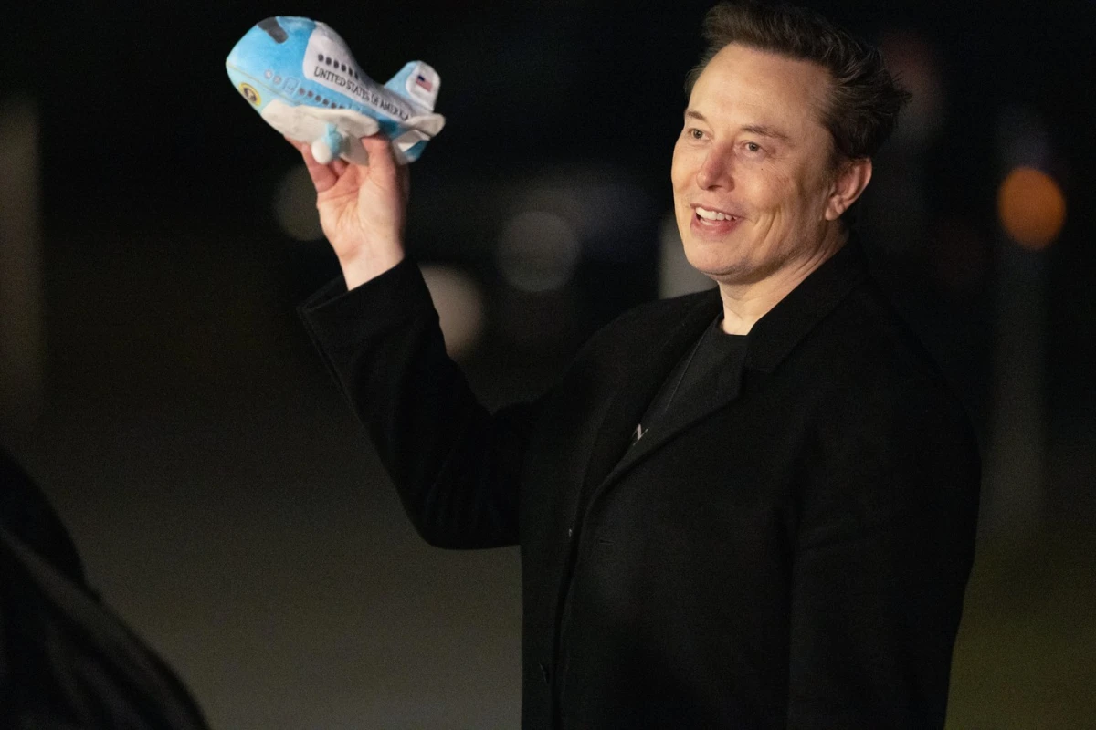 Finlanda îi cere lui Musk să extindă aria de acoperire a Starlink în Ucraina / Kievul se confruntă cu un deficit de sisteme de apărare antiaeriană înaintea iernii