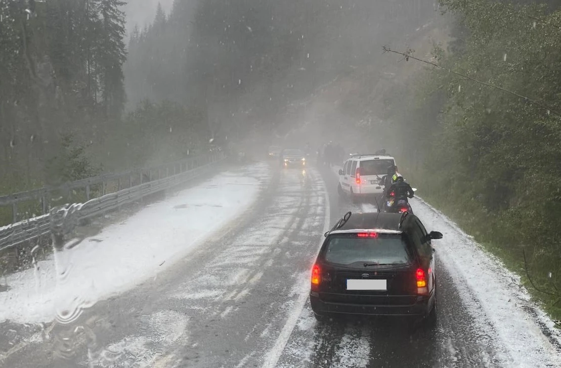 Se schimbă programul de circulație pe Transalpina din cauza condițiilor meteo