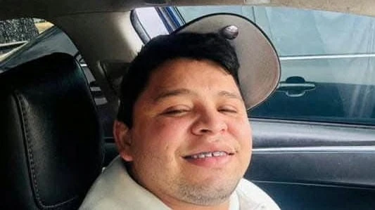 Man shot by ICE agent in Texas being treated for paralysis in left side, lawyer says