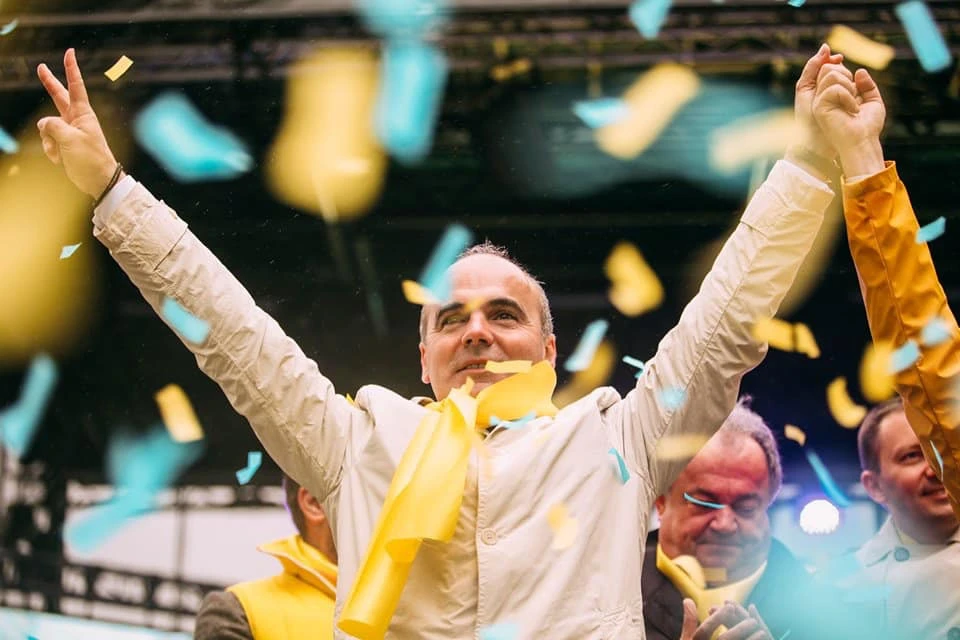Rareș Bogdan, reacție după ce Pavel Popescu a scris că nu ar fi fost o mare tragedie ca SUA să fi dat jos guvernul Bolojan: ”Exceptional scris! Bravo, Pavel. Subscriu întocmai!”