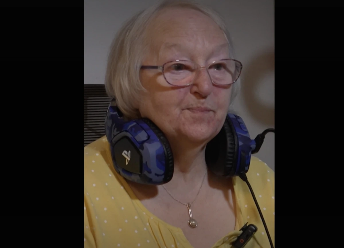 Grumpygran1948 / O scoțiancă de 78 de ani e cea mai în vârstă femeie din lume care transmite în direct jocul Fortnite / ”E un joc minunat, cu adevărat minunat”
