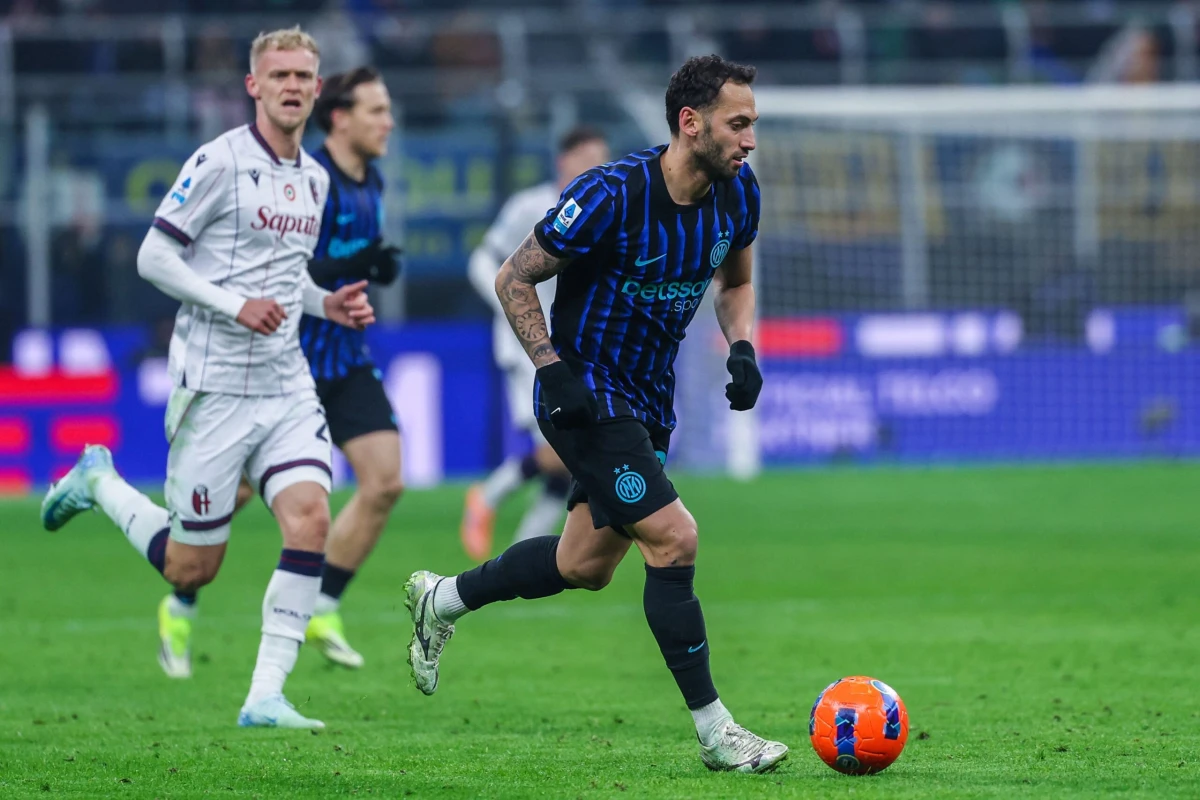Viitor incert la Inter pentru „regizorul” lui Cristian Chivu – Accidentările dese îl îndepărtează pe Calhanoglu de campioana Italiei