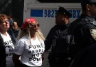 Actors Susan Sarandon, Hannah Einbinder detained at protest outside Netanyahu's UN speech