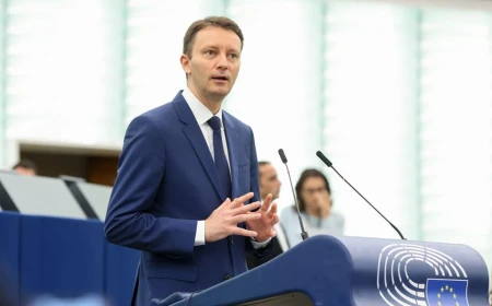 SURSE Siegfried Mureșan, în şedința de grup PNL: Nu aș vrea să fiu în pielea unui parlamentar PSD care riscă să rămână fără mandat dacă se ajunge la alegeri anticipate