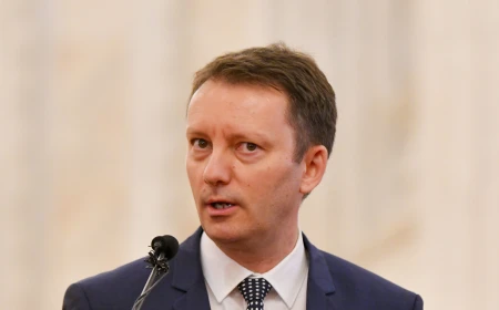 Siegfried Mureșan: Așteptăm să vedem din partea președintelui României care sunt următorii pași / Radu Miruță: Nu vom lăsa ca PSD să se urce iarăși cu picioarele pe finanțele României