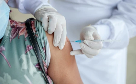 Ministerul Sănătății: Procedura de achiziție a vaccinului împotriva tuberculozei și a meningitei a fost reluată și finalizată, după anularea primei proceduri