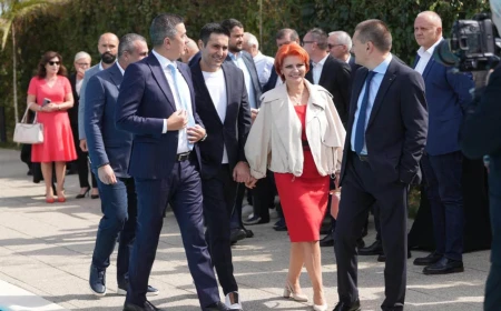 Olguța Vasilescu, realeasă la șefia PSD Craiova / Grindeanu, prezent la conferința PSD Craiova și Regionala Olteniei