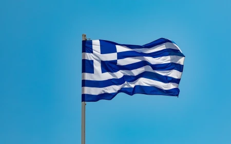 Grecia dobândeşte statutul de „piaţă dezvoltată” de la furnizorul global de indici financiari FTSE Russell, un nou pas în redresarea ţării după criza datoriilor suverane