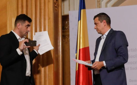Nicușor Dan: PSD şi AUR împreună nu au majoritate. Șeful statului a confirmat avertismentul agenției Fitch: Îngrijorările investitorilor americani sunt mai mari pe partea politică