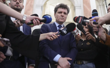 Nicuşor Dan: UNESCO a reiterat că tehnologia trebuie să servească omul, iar educaţia să rămână un drept al umanităţii