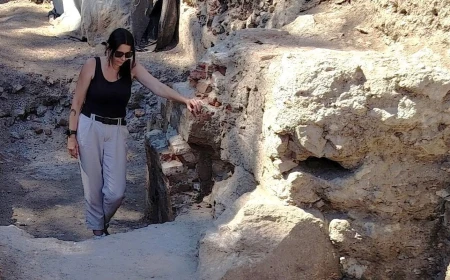 Descoperire arheologică importantă la Alba Iulia: Poarta principală a fortificației romane de la Apulum, scoasă la lumină după 2.000 de ani, în contextul săpăturilor de pe bastionul Capistrano
