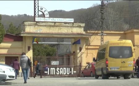 Explozie la Uzina Mecanică Sadu din Gorj / Un angajat a fost rănit în urma unei explozii produse în zona pirotehnică a uzinei, unde sunt fabricați explozivi de inițiere