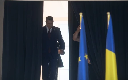 EXCLUSIV. Fostul șef al SRI, Eduard Hellvig, prezență surpriză la evenimentul din noiembrie 2025 din Atena unde s-a semnat un memorandum neangajant pentru gaze din SUA. Cap de afiș: controversata ambasadoare Kimberly Guilfoyle