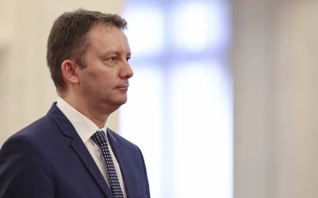 Orarul audierilor miniștrilor propuși de Siegfried Mureșan, al treilea premier desemnat de Nicușor Dan / Membrii Executivului vor fi audiați câte o oră fiecare, pe parcursul a două zile, luni și marți