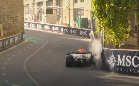 VIDEO: Arvid Lindblad a provocat primul steag roșu la Baku – Accident în cea mai îngustă zonă a circuitului