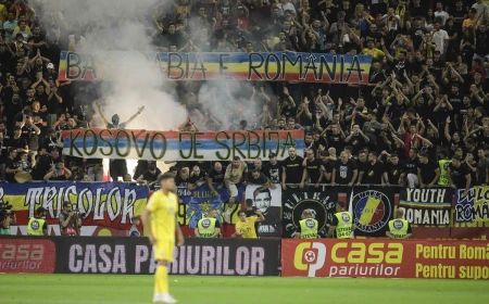 Arena Națională va fi goală la meciul de fotbal de luni România – Bosnia din cauza huliganilor care au stricat meciul precedent cu Kosovo. Nici copiii nu pot intra