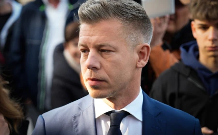 Procurorii maghiari cer ridicarea imunității pentru premierul Péter Magyar în cazul unui presupus furt din 2024 / Magyar ar fi luat telefonul mobil al unui bărbat după ce a observat că acesta îl filma și l-a aruncat ulterior în Dunăre