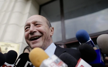 VIDEO Băsescu despre Siegfried Mureșan: ”L-am cunoscut la PPE, era în delegația cu care venea doamna Merkel” / ”Afirmații că ar fi fost spion german sunt de un ridicol total” / ”Eu n-am cerut bani nimănui”