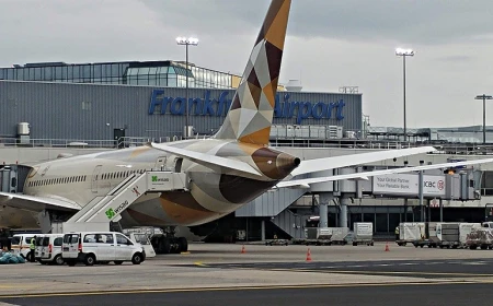 Iranul ameninţă că va paraliza aeroporturile ţărilor vecine ce se conformează sancţiunilor americane împotriva companiilor aeriene iraniene
