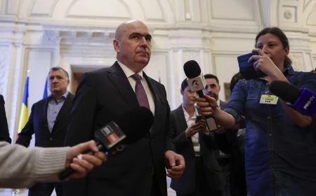Ilie Bolojan: Am auzit azi în Parlament jigniri de cea mai joasă speță și declarații sforăitoare / Într-o formulă cinică, cel mai bun premier ar fi Sorin Grindeanu, dar nu merită România să i se întâmple asta