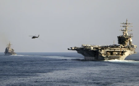 Doi aviatori s-au catapultat în timpul aterizării unei aeronave pe portavionul USS Dwight D. Eisenhower, aflat în largul coastelor statului Virginia / Patru marinari, răniți