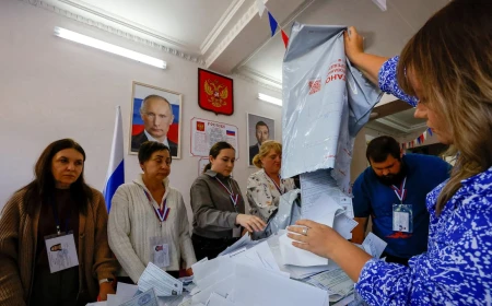 Putin's ruling party on track to comfortably win wartime Russian election