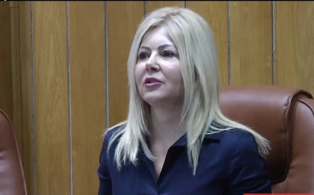 Judecătoarea Laura Sarcină, care a obţinut suspendarea procedurii de selecție a judecătorului român la CJUE, propusă vicepreședinte a Curții de Apel Craiova, prin delegare