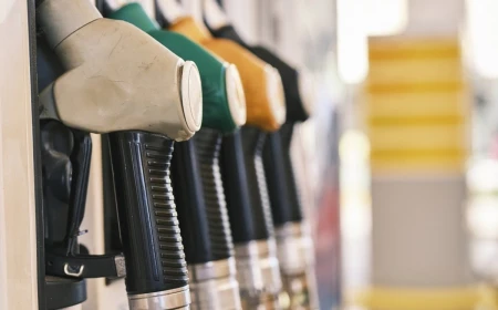 România a înregistrat în august a doua cea mai mare creștere din Uniunea Europeană a prețului benzinei față de luna precedentă, de 6,6%, potrivit Eurostat