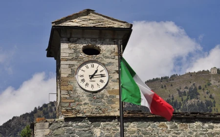 Un primar italian a întrerupt ceremonia de acordare a unei cetățenii: „Nu știe limba!” / Revoltă în online: ”Chiar și italianul de rând se străduiește să atingă un nivel acceptabil de școlarizare. Cum procedăm, facem test de limbă pentru toți?”