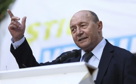 Băsescu cere verificarea banilor în care se scaldă Simion: „Arestarea lui Georgescu, momentul de maximă amplitudine”
