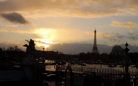 Liderul unui clan din Paris, condamnat la opt ani de închisoare pentru trafic de persoane / Acesta conducea o rețea de copii forțați să fure din buzunarele turiștilor / Venituri de 25.000 de euro pe zi