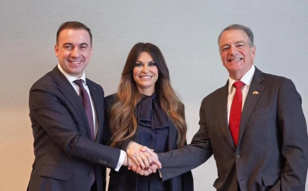 Financial Times a confirmat din surse independente declarația lui Kimberly Guilfoyle referitoare la iminenta cădere a Guvernului Bolojan: „Putem face asta în orice țară vrem. Putem face asta și aici”