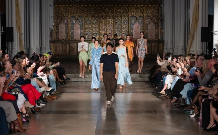 Le Tam primăvară-vară 2027 La London Fashion Week : culoare, rochii fluide și o feminitate care rămâne în zona de confort