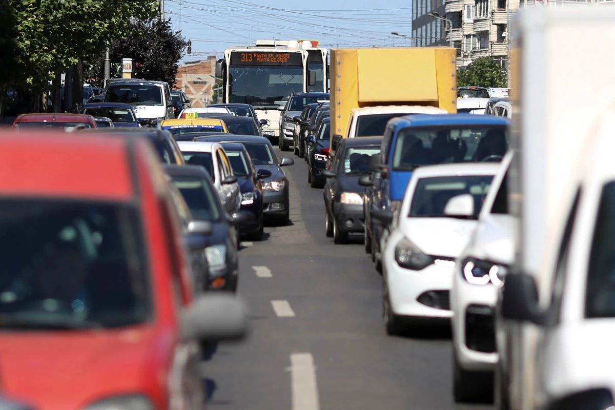 Piața auto din România a scăzut cu 11% în septembrie / Mașinile electrificate au crescut cu 16% / Un brand din China, pe locul 4 în clasamentul mărcilor