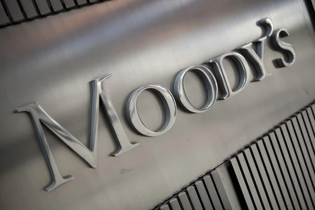 BREAKING | Moody’s avertizează asupra riscurilor pentru consolidarea fiscală din România: Probabil nu va exista sprijin politic pentru a adopta bugetul pe 2027 în acest an