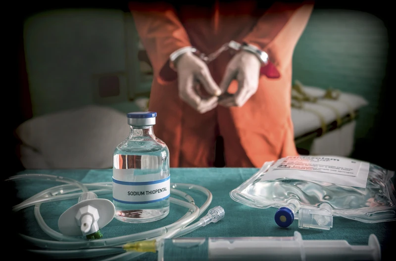 O deținută condamnată la moarte în Tennessee a ajuns la spital după ce a supraviețuit la două injecții letale: „Dna Pike și-a pierdut cunoștința, dar încă are puls și se aude cum sforăie”