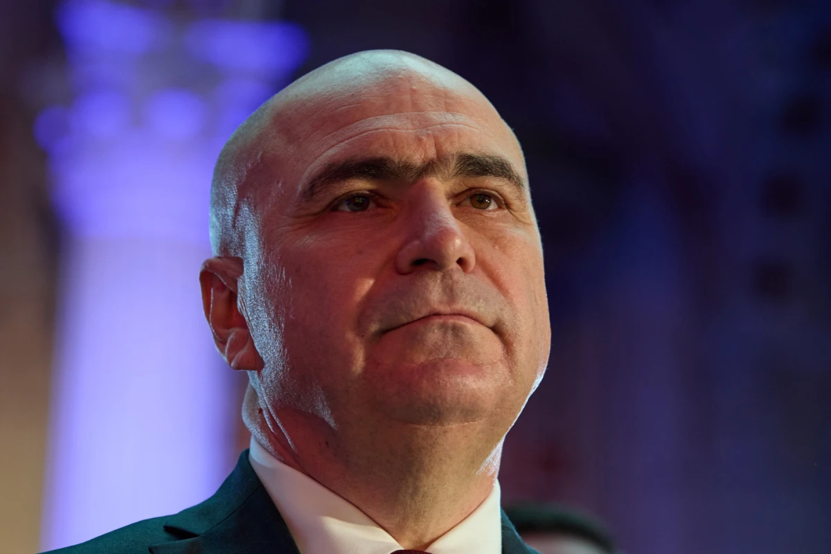 Ilie Bolojan a ajuns la DNA Iași / E audiat ca martor în dosarul omului de afaceri Fănel Bogos / Procurorii vor să afle detaliile întâlnirii dintre cei doi din biroul premierului