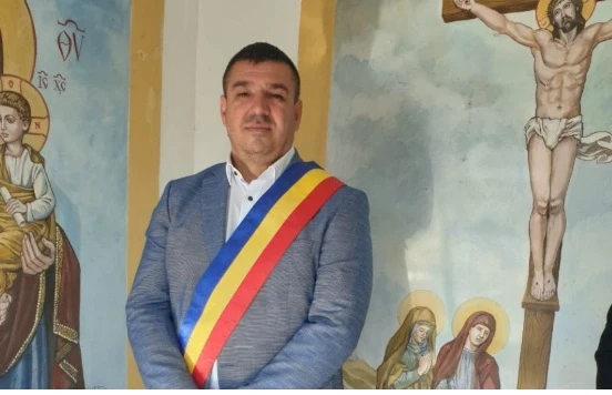 EXCLUSIV Primăria Domnești-Ilfov, fief liberal, a împărțit în ultimii 10 ani, lună de lună, peste 115.000 de pui congelați și refrigerați către locuitori din comună / ”S-a avut în vedere sprijinirea persoanelor cu venituri reduse din comunitate”