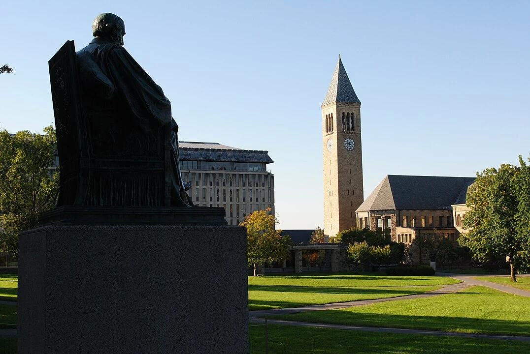 Un procuror special, desemnat să ancheteze un presupus caz de viol în grup care ar fi fost comis de studenţi ai prestigioasei Universităţi Cornell din SUA