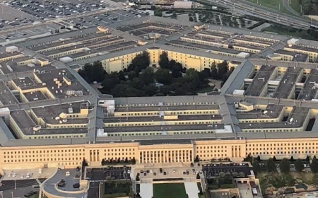 Secretarul american al Apărării creează un birou pentru religie la Pentagon: „Departamentul nostru își pune întreaga armură a lui Dumnezeu”