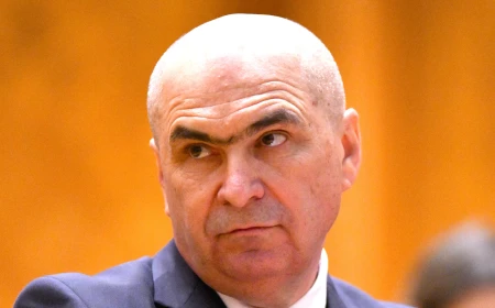 SURSE: Ilie Bolojan ar urma să fie audiat în următoarele zile la DNA Iași, ca martor în dosarul mitei de 1,5 milioane de euro pentru o audiență la premier
