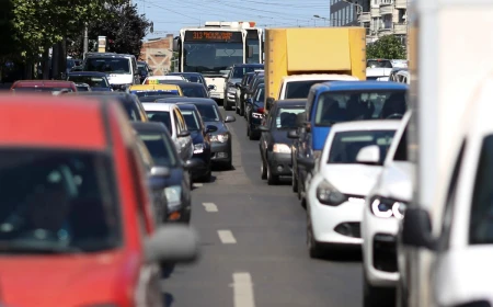 Piața auto din România a scăzut cu 11% în septembrie / Mașinile electrificate au crescut cu 16% / Un brand din China, pe locul 4 în clasamentul mărcilor