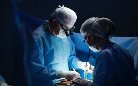 Medicii din Iași au transplantat rinichii unui donator de 70 de ani / „Alte echipe refuză astfel de cazuri” / ”Chiar dacă poți argumenta că viața rinichilor ăstora este mai mică, da, dar tot tu câștigi”