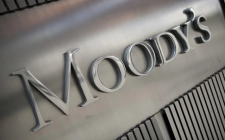 BREAKING | Moody’s avertizează asupra riscurilor pentru consolidarea fiscală din România: Probabil nu va exista sprijin politic pentru a adopta bugetul pe 2027 în acest an